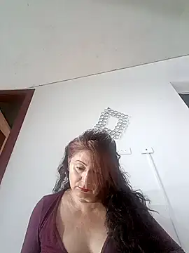 Snapshot of lunadicty chatting on October 17, 11:39 pm lunadicty online show from October 17, 11:39 pm