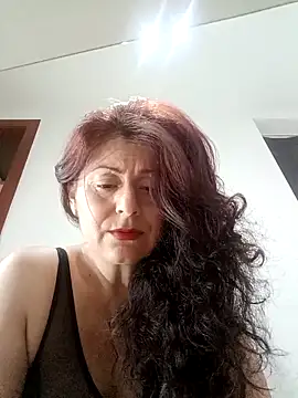 Snapshot of lunadicty chatting on October 3, 12:03 am lunadicty online show from October 3, 12:03 am