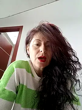 lunadicty online show from December 20, 6:44 pm