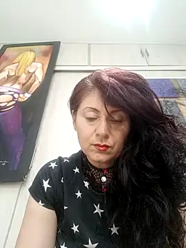 lunadicty online show from March 26, 11:24 pm