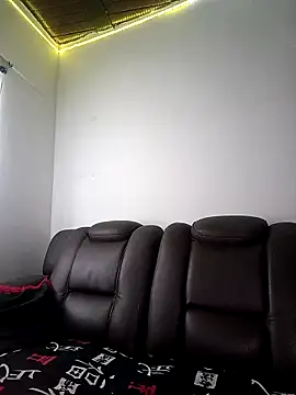 Chris  Jones online show from February 8, 7:55 pm