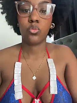 Snapshot of RachelStonne chatting on July 11, 1:22 pm RachelStonne online show from July 11, 1:22 pm