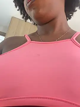 Snapshot of RachelStonne chatting on July 9, 3:22 pm RachelStonne online show from July 9, 3:22 pm