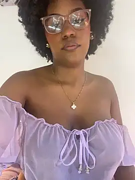 Snapshot of RachelStonne chatting on July 7, 1:36 pm RachelStonne online show from July 7, 1:36 pm
