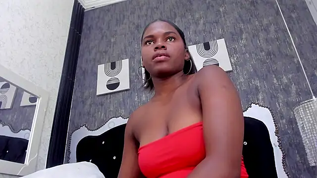 Snapshot of CloeThomm chatting on November 1, 4:08 am CloeThomm online show from November 1, 4:08 am