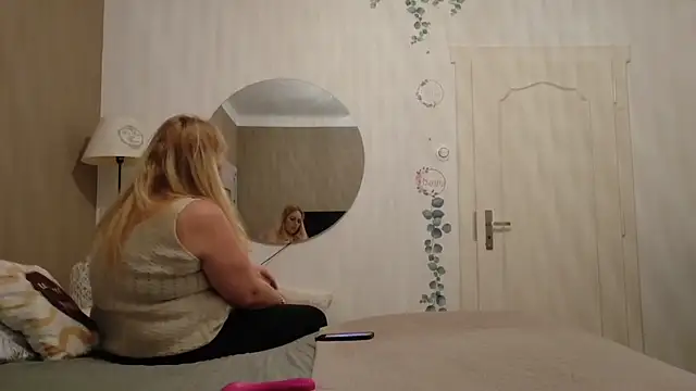 chupasexy online show from December 14, 5:18 pm