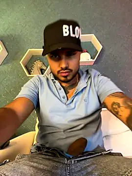 PapiStan online show from October 5, 3:47 pm