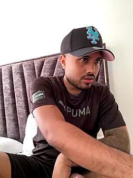 PapiStan online show from September 28, 6:04 pm