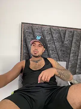 PapiStan online show from October 31, 2:08 am