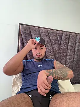 PapiStan online show from November 10, 9:53 pm