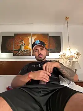 PapiStan online show from October 4, 8:16 am