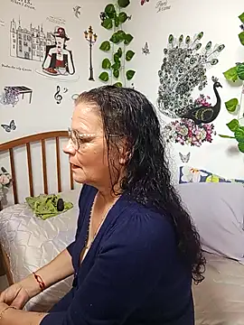 katrina perez online show from April 8, 10:22 pm