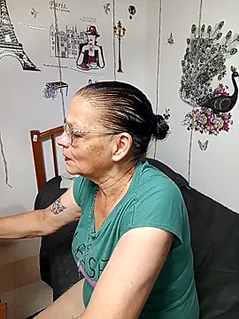 katrina perez online show from February 8, 2:42 am