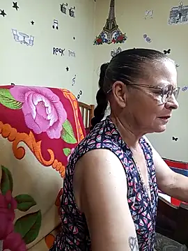 Snapshot of katrina_perez chatting on October 11, 9:38 pm katrina perez online show from October 11, 9:38 pm