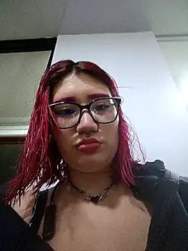 Cerecitaa02  online show from April 17, 11:40 pm