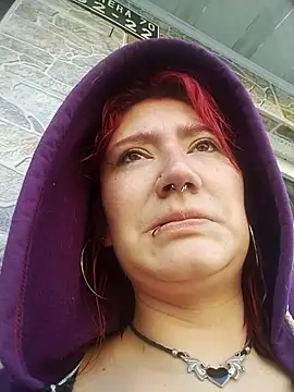 Cerecitaa02  online show from December 1, 11:44 am