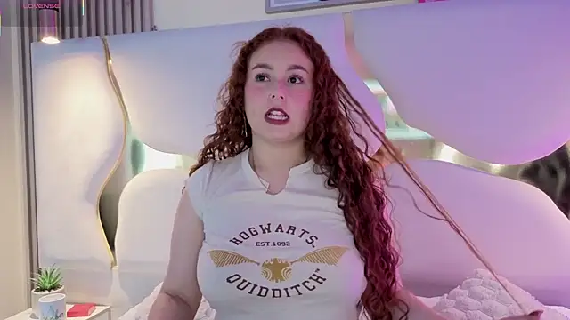 AmmberJones online show from November 27, 1:33 pm