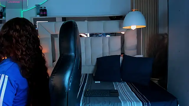 AmmberJones online show from January 13, 4:16 am