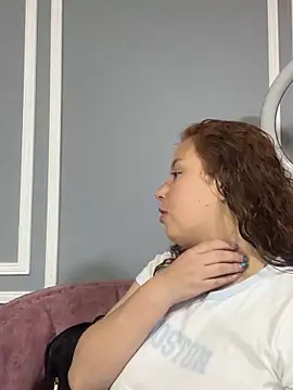 AmmberJones online show from November 11, 12:00 pm