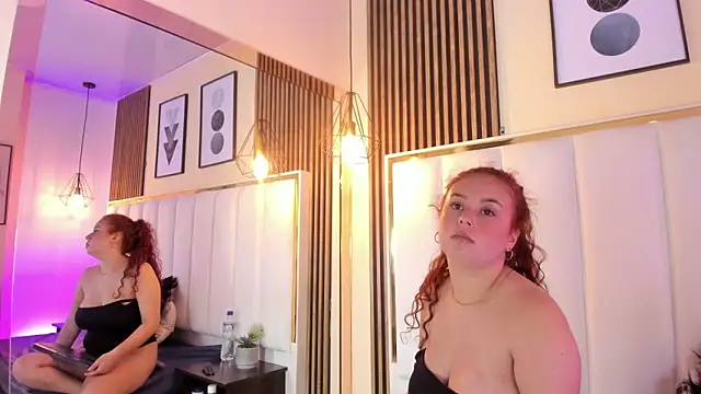 AmmberJones online show from March 20, 10:10 am