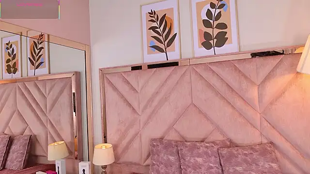 AmmberJones online show from February 16, 12:04 pm