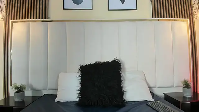 AmmberJones online show from March 21, 3:33 am