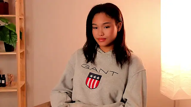 DorisBeste online show from March 20, 2:53 pm