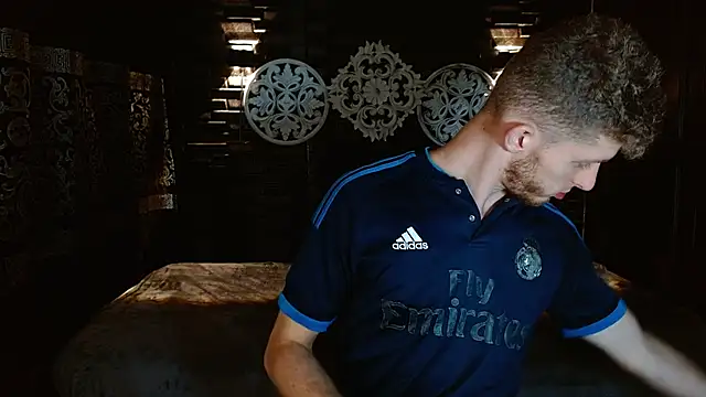 andrewxbi online show from November 16, 11:37 am