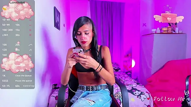 SkylerBennet online show from December 21, 2:24 am