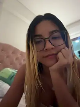 Pretty roxxyy online show from July 11, 2:01 am