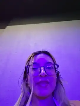 Pretty roxxyy online show from February 8, 1:42 pm