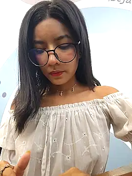 Snapshot of Pretty_roxxyy chatting on September 19, 1:37 pm Pretty roxxyy online show from September 19, 1:37 pm