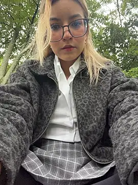 Pretty roxxyy online show from February 23, 12:17 pm