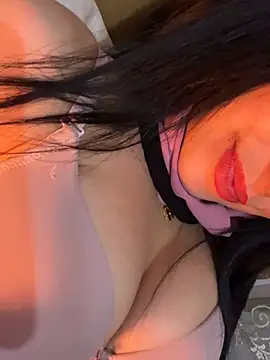 QueenLujaine online show from March 5, 12:29 am