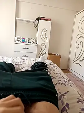 leona633 online show from December 2, 9:44 am