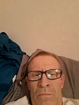 moasslicker online show from December 22, 10:04 am