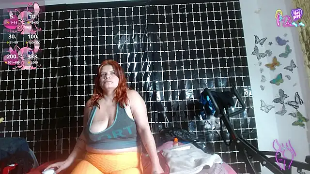 Snapshot of Alexandra-XXX chatting on June 18, 4:00 am Alexandra-XXX online show from June 18, 4:00 am