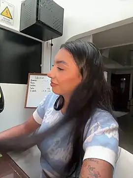 ImAshley1 online show from October 12, 5:47 pm