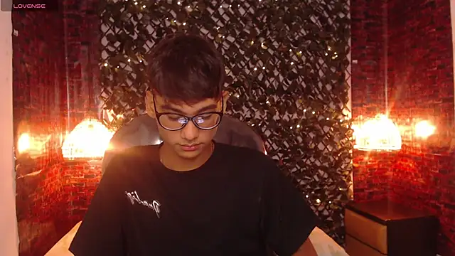 OliverTwinky online show from March 21, 4:49 am