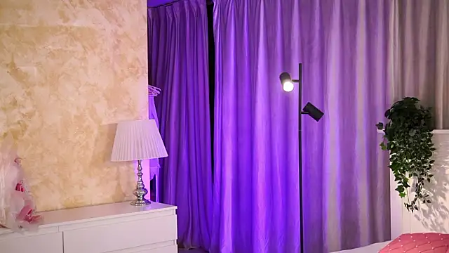 JessyKisss online show from February 7, 8:50 pm