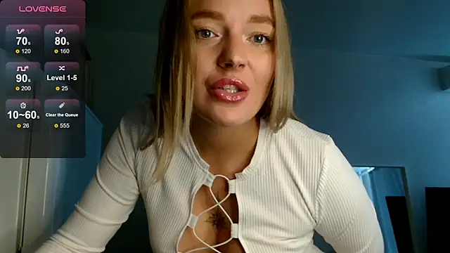Snapshot of Eva___forever chatting on September 17, 4:25 am Eva   forever online show from September 17, 4:25 am