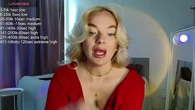 Snapshot of Eva___forever chatting on June 22, 5:59 am Eva forever online show from June 22, 5:59 am