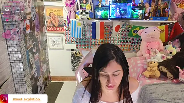 Snapshot of sweet-temptation_ chatting on July 6, 3:57 am sweet-temptation online show from July 6, 3:57 am