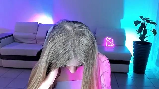 SweetMeeow online show from December 15, 1:22 am