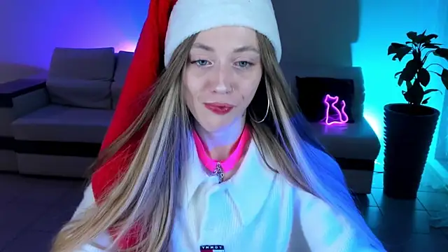 SweetMeeow online show from December 22, 6:35 am