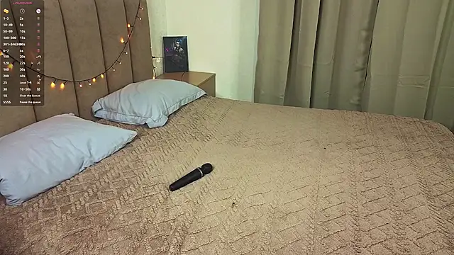 FancyHenley online show from November 18, 1:43 am