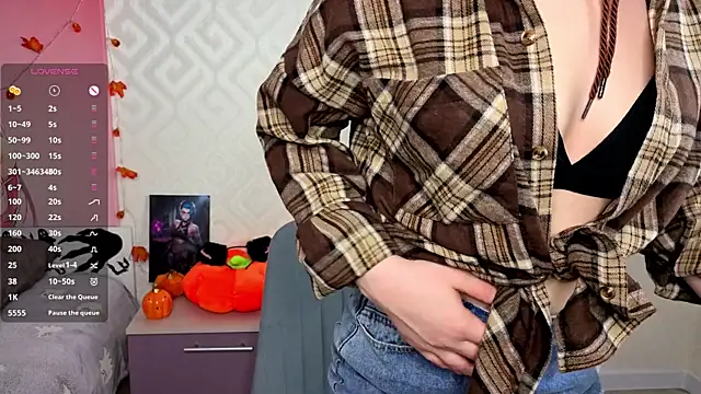 FancyHenley online show from November 9, 1:20 am