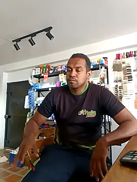 elnegro707070 online show from October 12, 7:04 pm