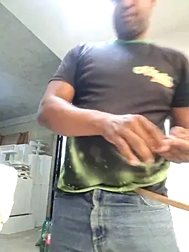 elnegro707070 online show from December 1, 11:05 pm