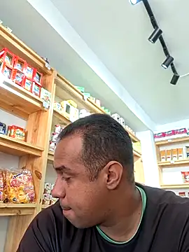 elnegro707070 online show from February 12, 2:28 pm